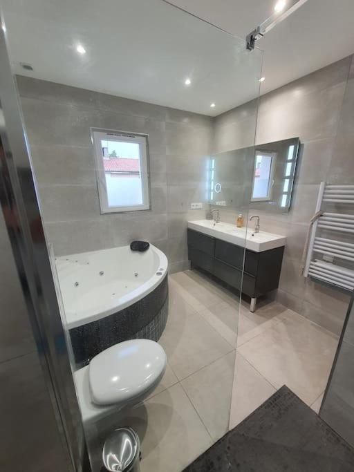 Confort Et Style Maison Cosy 3 Chambres Narbona Exterior foto